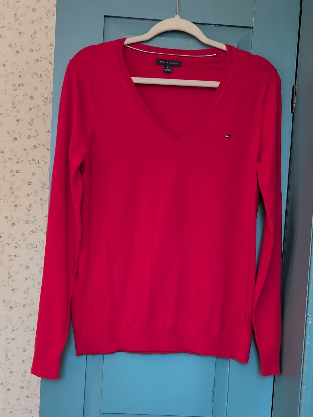 Tommy Hilfiger Sweater Women's Red V-Neck Pullover Medium Classic Cotton Preppy